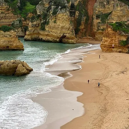 Casa Felicidade * Lagos